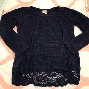 Dark navy blue crewneck